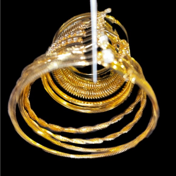 NWT 6-Pairs of True Love Earrings Set - Picture 4 of 8